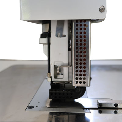 Steam Free Interlining Ironing Machine 220V 50/60Hz With 0.45-0.7Mpa Air Pressure