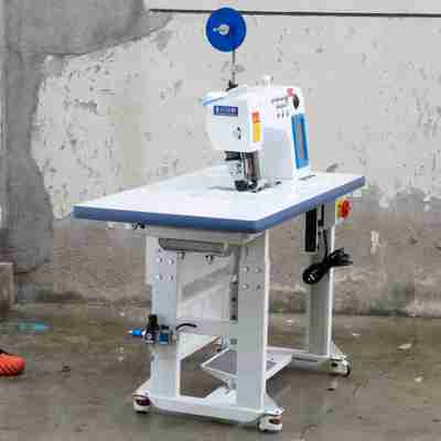 Industrial Steam Free Iron Machine Feeding Releasing Synchronous For Interlining Fusing