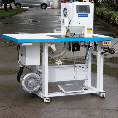 190-220℃ Adjustable Double Faced Wool Fabric Ironing Machine 550W Motor