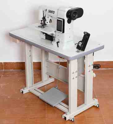 Double Thread 750W Semi Automatic Sewing Machine For Garment Industrial 800-1500 Stitches/Min