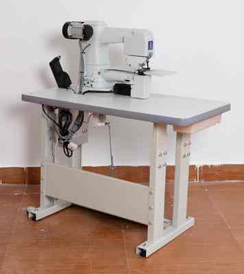 Semi Automatic Blind Hem Industrial Sewing Machine For Wool 800-1500 Stitches/Min