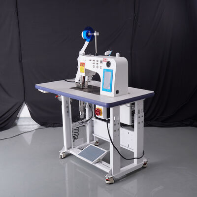 Automatic Temperature Control Steam Free Ironing Machine For Shaping Garment Interlining