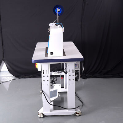 Automatic Temperature Control Steam Free Ironing Machine For Shaping Garment Interlining